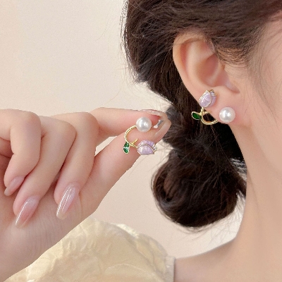 Picture of Pearl Tulip Flower Earrings for Women Pink Adjustable