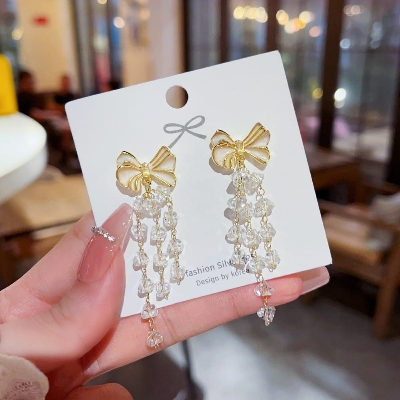 Picture of Korean Retro Fashion Earring Long Tassel Earrings Sweet New Design for Women White 