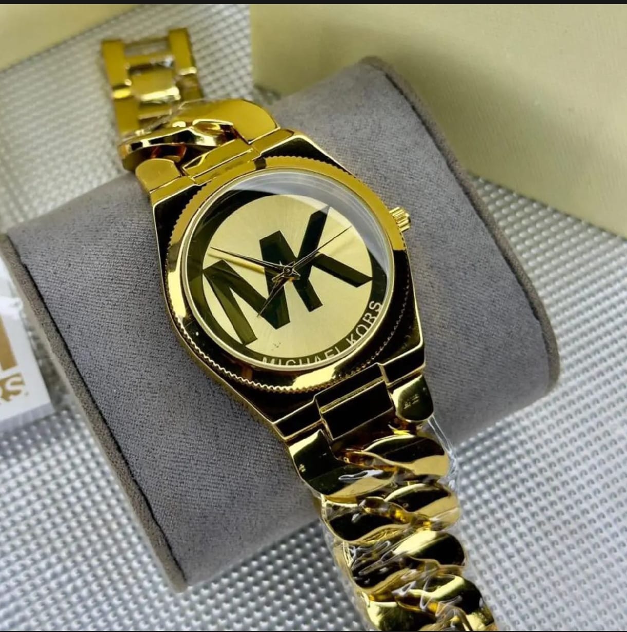 Picture of Stylish & Fashionable 9931 Elegant Rhombus Mirror Original Quartz Ladies Watch  
