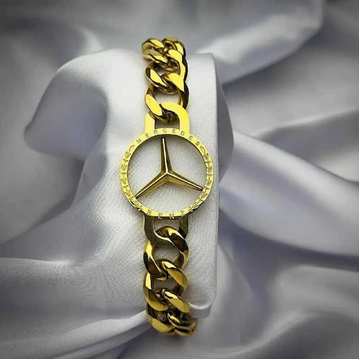 Picture of New Fashion Breselet For Men braslate Mercedes  