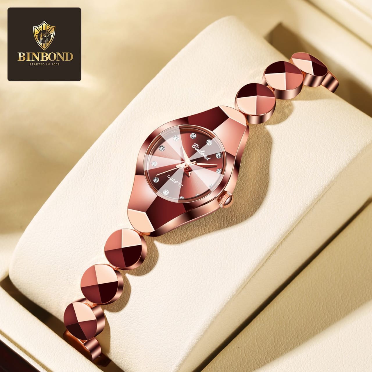 Picture of Luxury Fashion Imported Wuartz Movement Ladies Wristwatch For Women  