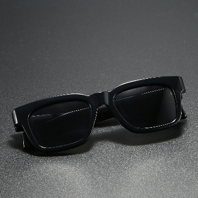Picture of Achieve a Trendy Look with Too Stylish Black Sunglasses for Men - Very Comfortable and Fashionable, Easy to Clean - Embrace Sunglasses Fashion.  Black