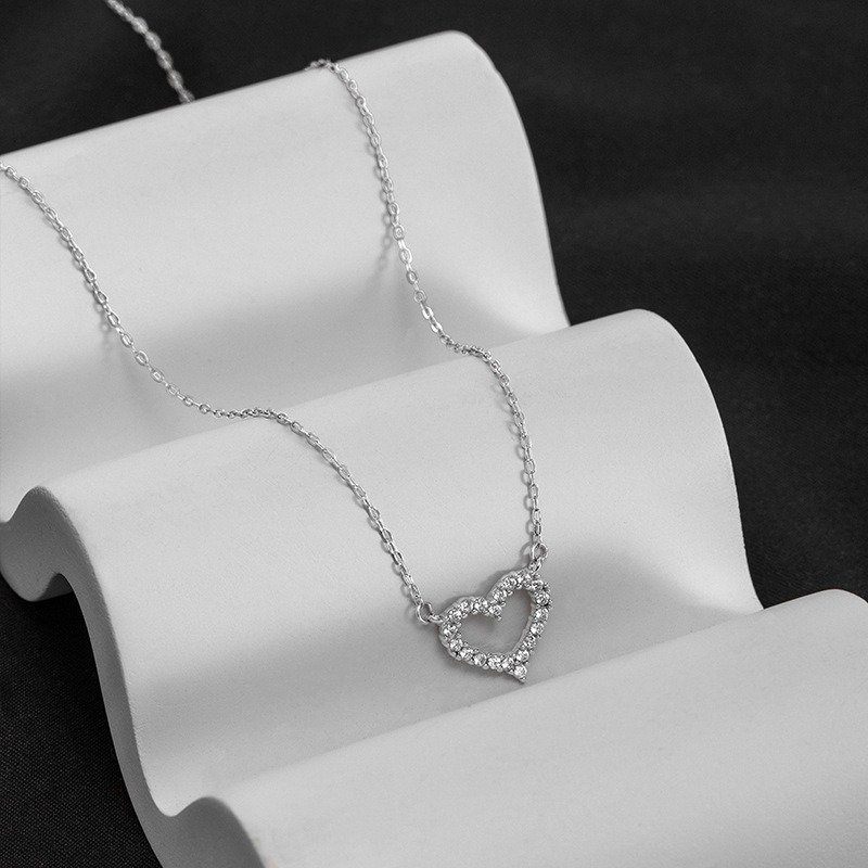 Picture of Love Shape Pendant Necklace for Women and Girls, Gold Plated Titanium Chain, Stylish and Elegant Design Silver 