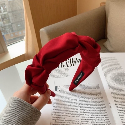 Picture of Korean Style Fashion Women's Hair Hoop Solid Color Pleated Elastic Headband Winter Hairband Hair Ties Hair Accessories Headwear  One size fits all