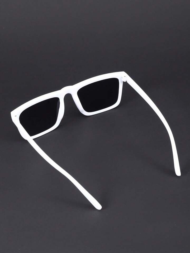 Picture of New Trendy Look Very Stylish White Sunglass for Men  