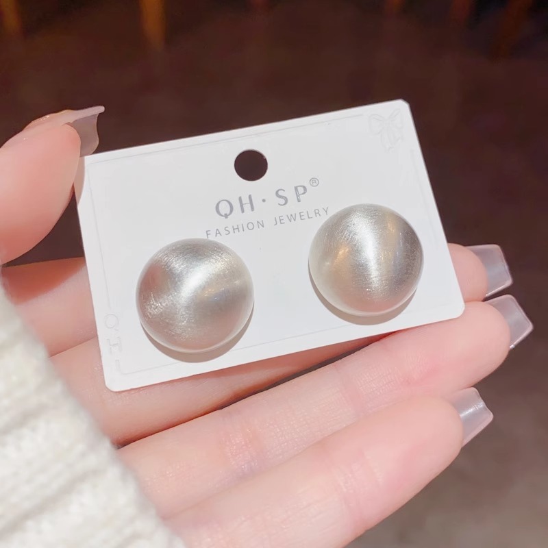 Picture of Korean Fashion Simple Big Pearl Stud Earrings White Adjustable