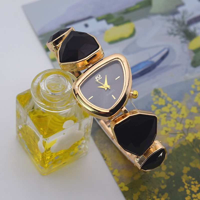 Picture of Inspried bye Cheap Women Watches Luxury Watch Woman Vintage Ladies Wristwatches Casual Female Watches Ladies Bracelet Clock  