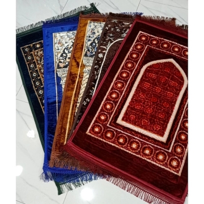Picture of Prayer Mat - Jaynamaz - Extra Soft Velvet Mixed