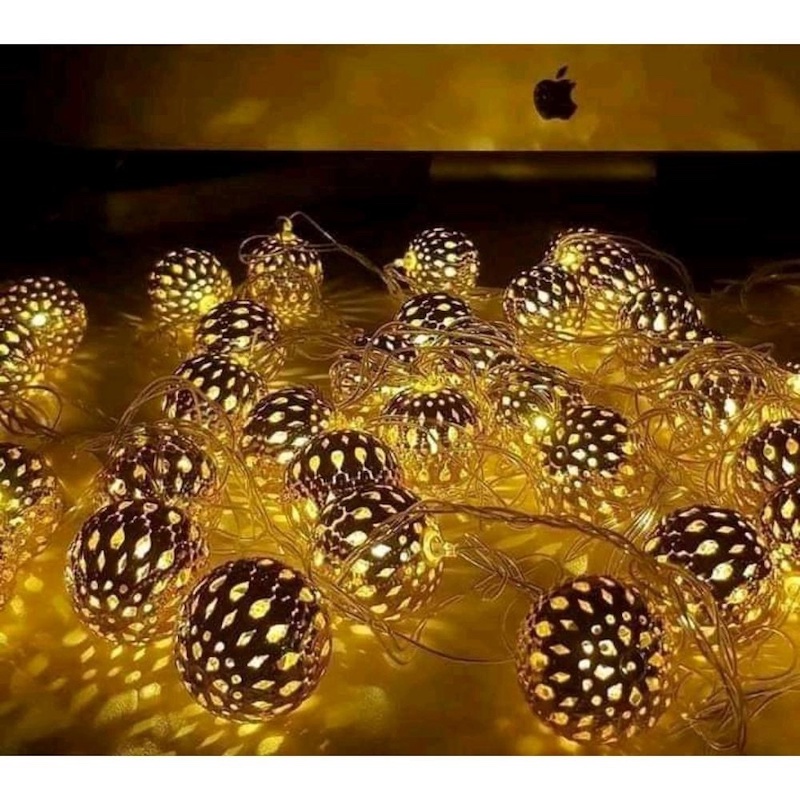Picture of Home Decorative Lights - Metal Snow Ball- Yellow Golden - Fairy Lights - Gold