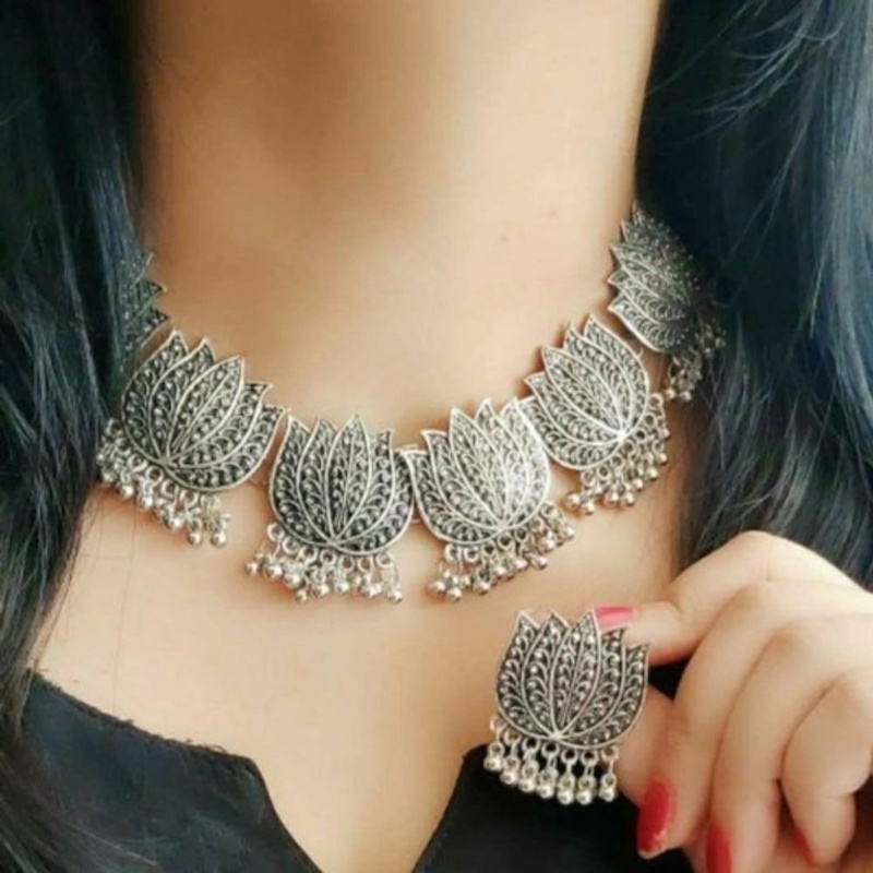 Picture of Pearl Choker Necklace Set - Silver