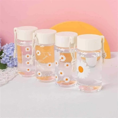 Picture of 500ml Plastic Water Bottles Daisy Transparent Bottle Outdoor Sports Water Cup Water Mug Student Portable Mug