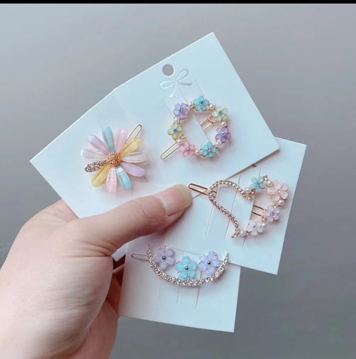 Picture of Classic fashion Style Flower Lock Hair Clip Pin Hair Accessories set For Women And Girls - Multicolor