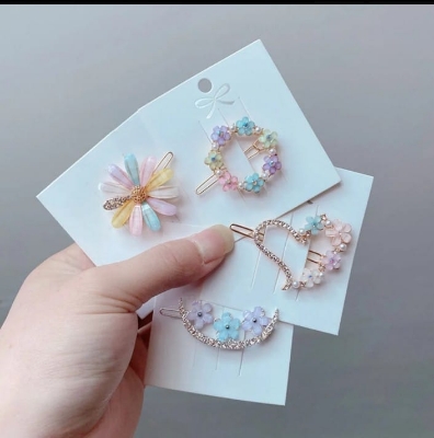 Picture of Classic fashion Style Flower Lock Hair Clip Pin Hair Accessories set For Women And Girls - Multicolor
