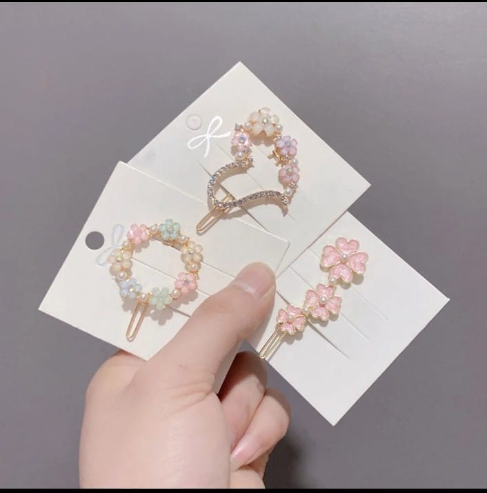 Picture of Classic fashion Style Flower Lock Hair Clip Pin Hair Accessories set For Women And Girls - Multicolor