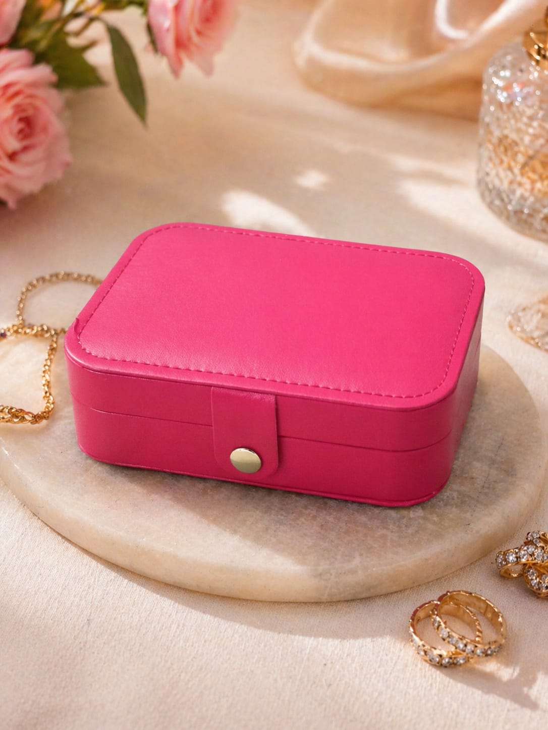Picture of 1pcs  Big Size Portable Jewelry Storage Box Travel Storage Organizer Jewelry Case Earrings Necklace Ring Jewelry Organizer