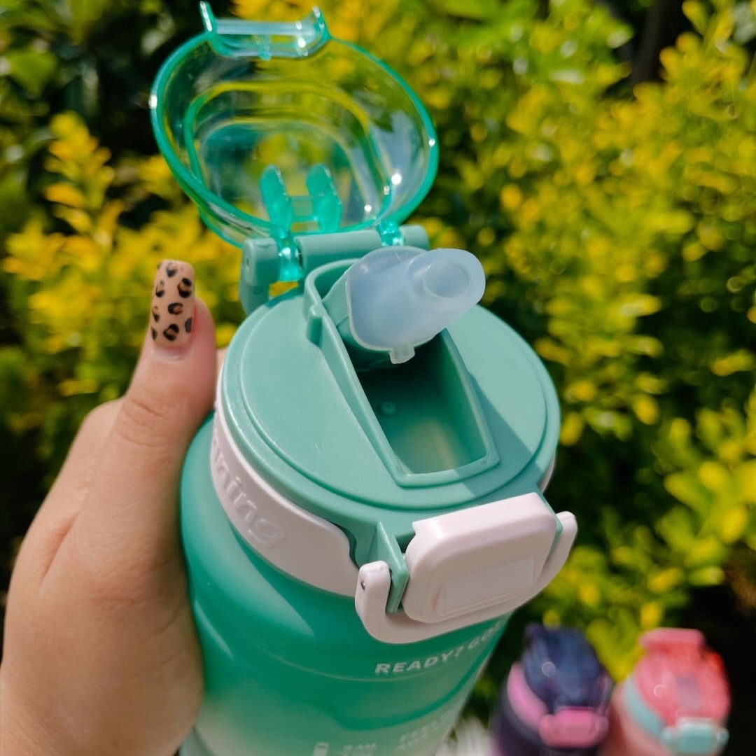 Picture of Gradient Sports Water Bottle BPA Free Large Capacity Portable Cilmbing Water Mug Tritan Plastic Bottle 1000ml