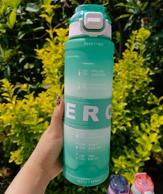 Picture of Gradient Sports Water Bottle BPA Free Large Capacity Portable Cilmbing Water Mug Tritan Plastic Bottle 1000ml