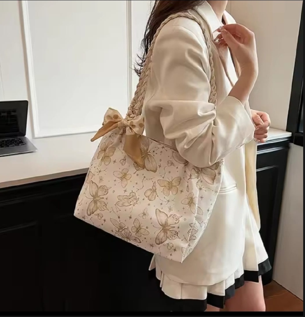 Picture of Shoulder Bag Butterfly College Student Commuter Bag Trendy And Fashionable