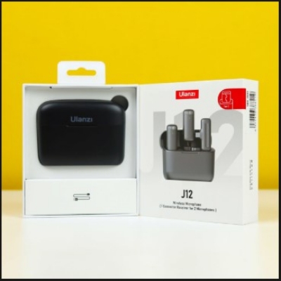 Picture of Ulanzi J12 Dual Wireless Microphone with Charging Case