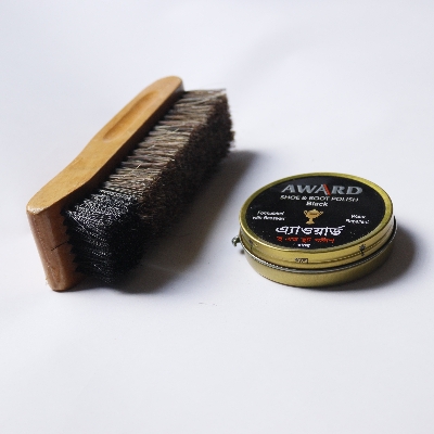 Picture of Leather Walking Boot Care Kit Shoe Polish + Single Sided Brush For Shoes Cleaning - Preserve Leather Boots Comprehensive Care Kit