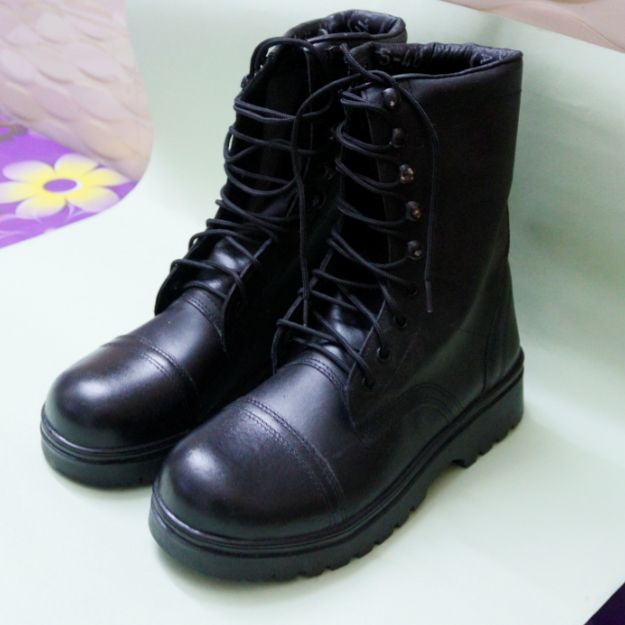 Picture of Leather long boots-  Cow leather Boots for Men- Rubber sole  Boots -100% Leather + ( Free Socks )