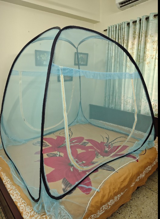 Picture of Foldable Self standing Mosquito net for double bed Blue 