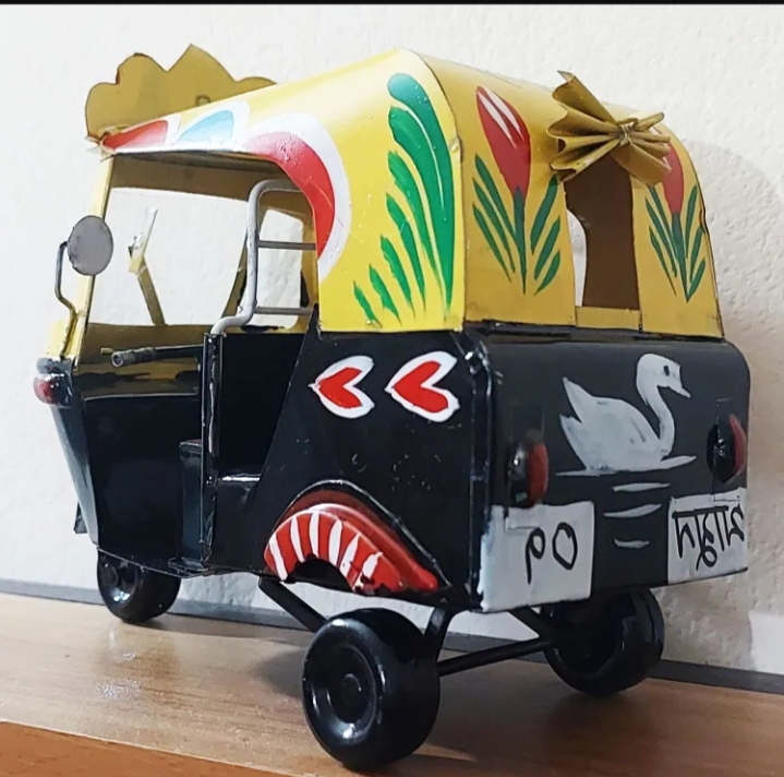 Picture of Hand Painted Metal Miniature Replica Baby Taxi Decorative Miniature of Metal Traditional Bangladesh Taxi Showpiece Multicolor 