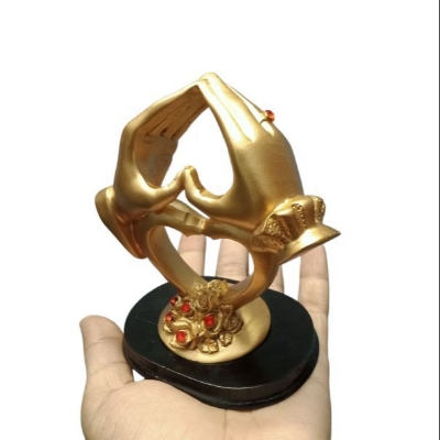 Picture of Heart Sculpture Home Decor, Gold Resin Figurines Shelf Decor Accents, Modern Art Collectibles Ornaments Home Decorations for Living Room,Valentines Day Wedding Anniversary Romantic Gift Multicolor 