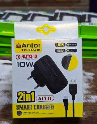 Picture of 10W Phone Charger মোবাইল ফুল চার্জ হলে লাইট চেঞ্জ হবে