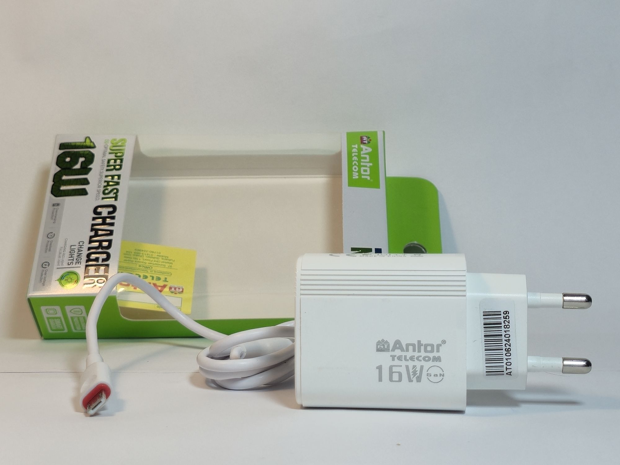 Picture of 16W Type B Fast charger  প্রতি মিনিটে এক পারসেন্ট করে চার্জ হবে মোবাইল ফুল চার্জ হলে অটোমেটিক লাইট চেঞ্জ হবে