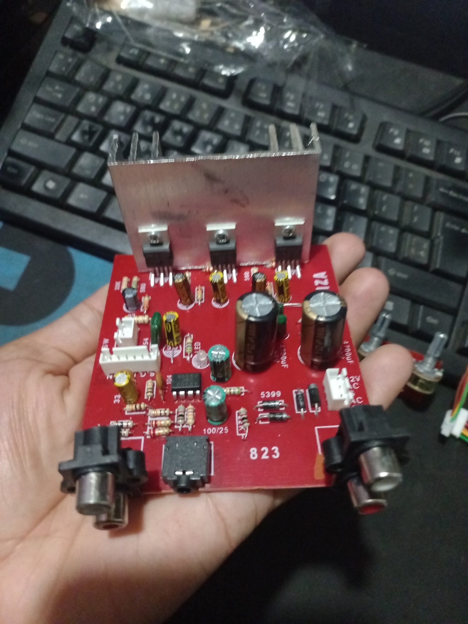 Picture of 3 Channel Power Amplifier Board model 2030 and 3 IC top quality 15W+15W DC 12V Audio Power Amplifier 2030 thriple  IC DYE Module