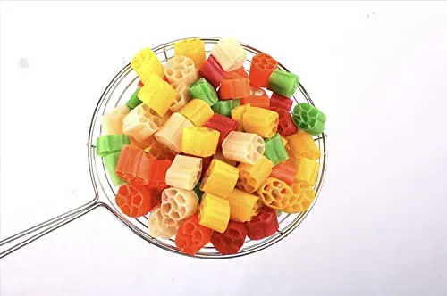 Picture of Ready To Fry Flower Shape (Multicolour) Papor Chips / Crunchy Papad / Chips / Snacks - 250gm