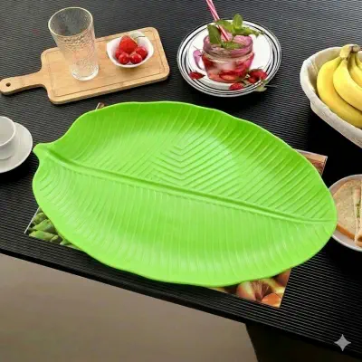 Picture of Banana Leaf Shaped Plastic Plate, Green Banana Leaf Shaped Plastic Serving Plate - Reusable Banana Leaf Design Dining Plate for Kitchen, Parties and Festivals (Green)