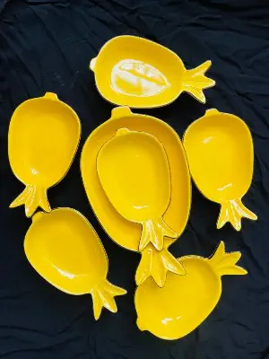 Picture of 7 Pcs Pineapple Shape Ceramic Serving Dish Set – Yellow