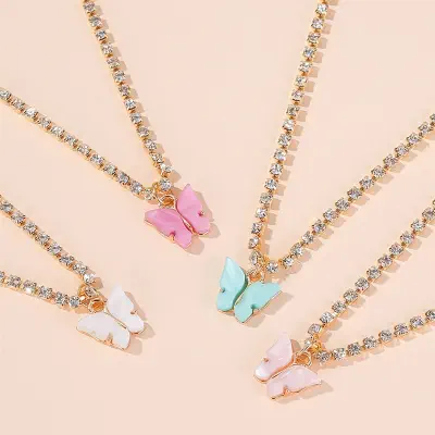 Picture of Butterfly Pearl Beads Pendant Chain Choker Necklace (White,Adjustable)
