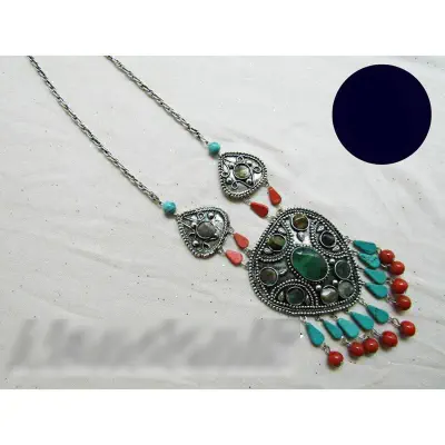 Picture of Fashionable German Silver Metal Uncut Stone Combination Junk Jewelry Chain Neckpiece  For Women 